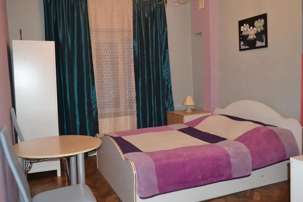 Smulikowskiego Juliana Apartment location